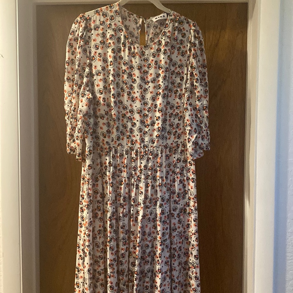 RIXO size large tiered skirt seashell print dress.